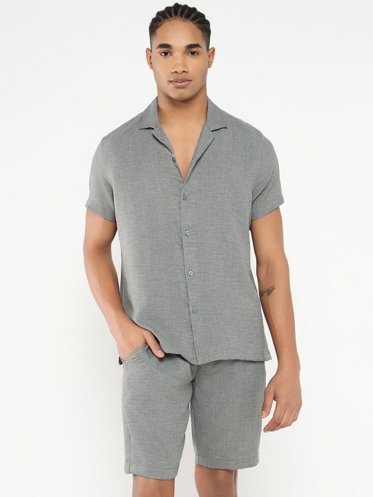 cuban collar short sleeves shirt with short cuban collar short sleeves shirt with short